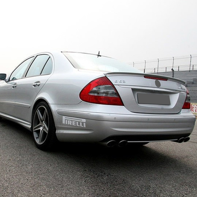 Kit de carroceria aceito para Benz E-Class W211 2004-2008 Bumper traseiro