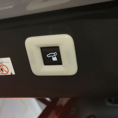 Botão de porta traseira de potência personalizável e durável para kits interiores ABS Toyota Alphard 2024